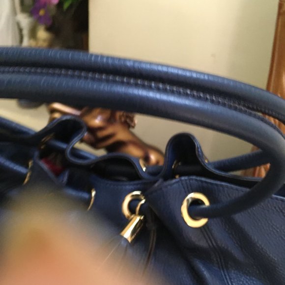 Authentic Michael Kors LG Ring Tote Navy Blue - Picture 14 of 16